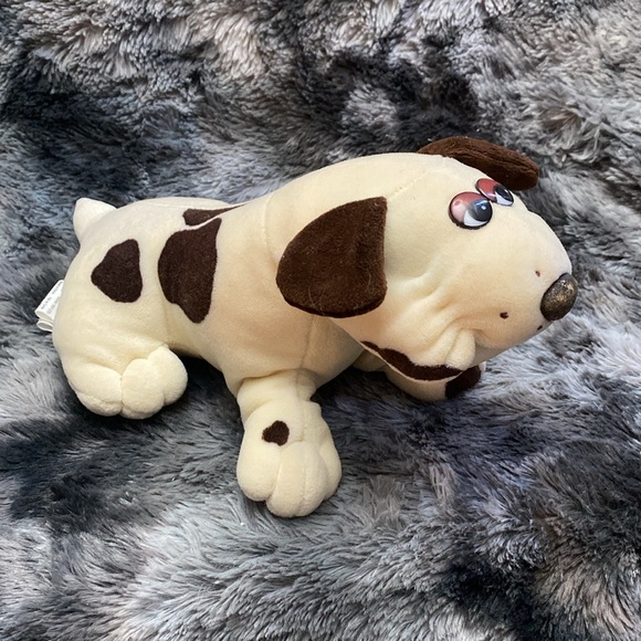 **HOST PICK** 1984 Pound Puppies White Brown Spots Dog Plush - Picture 2 of 16